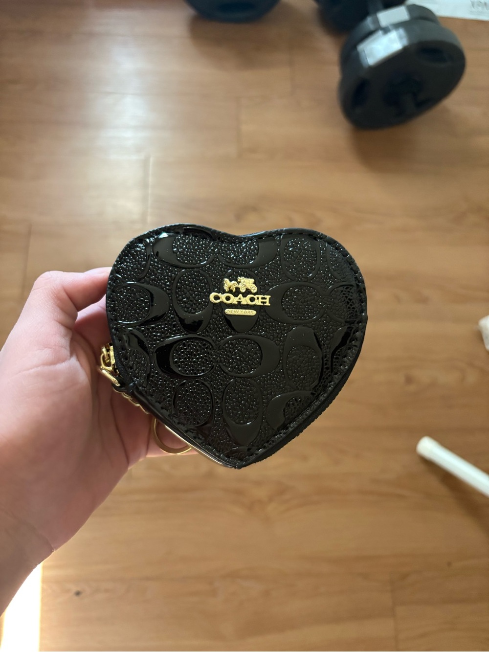 Black Heart Coin Case Keyring